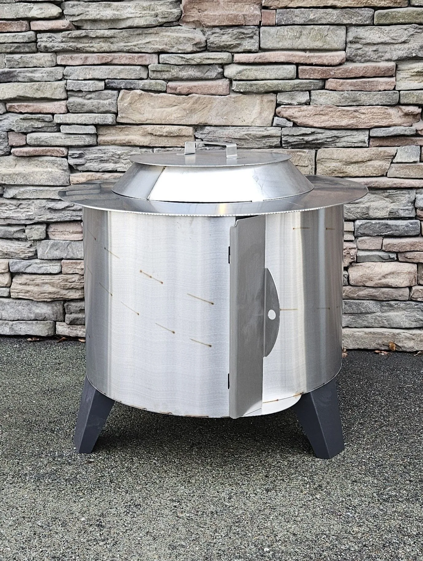 smokeless fire pit